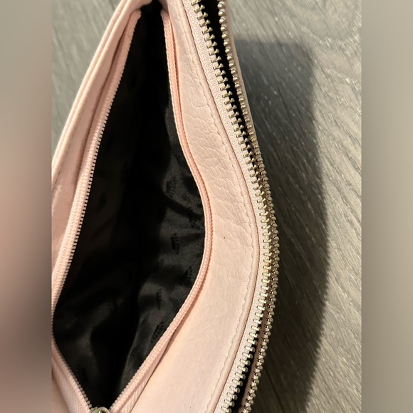 Juicy Couture Pink Iridescent Wristlet - Picture 3 of 6
